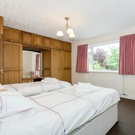 Oaklands Holiday home *