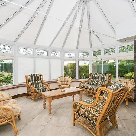 Oaklands Holiday home *